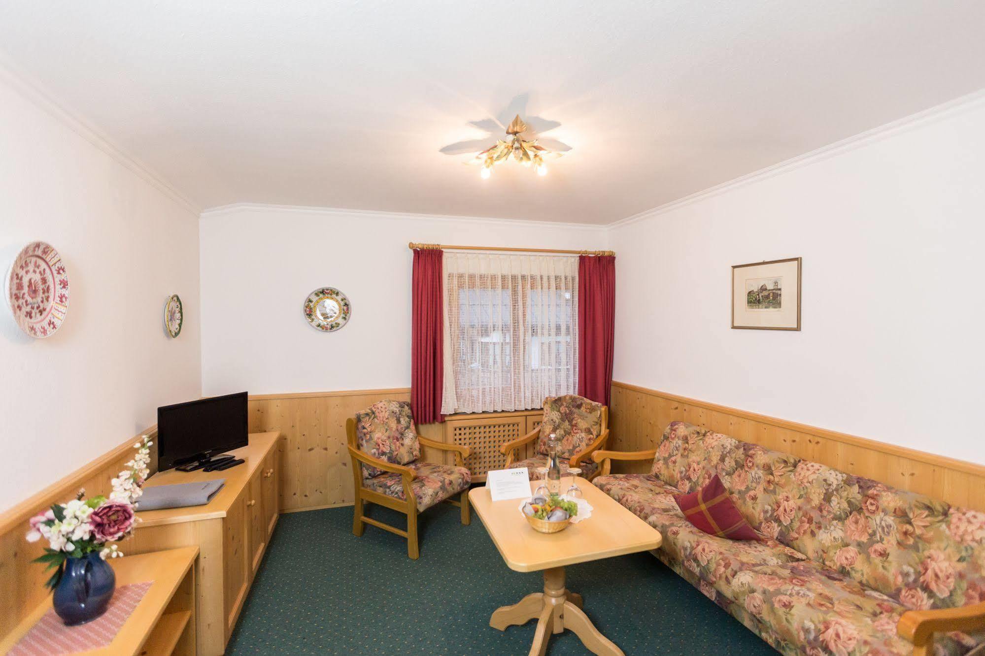 רייט אים וינקל Hotel Sonnleiten מראה חיצוני תמונה